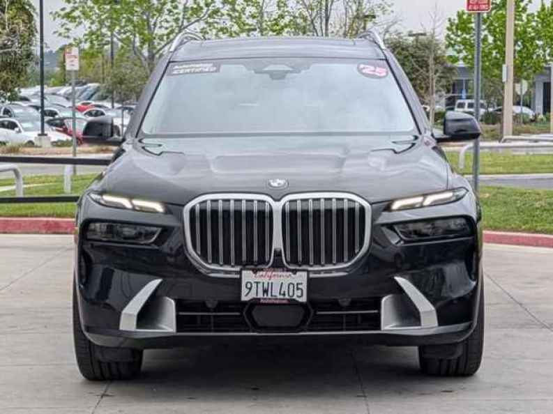 2025 BMW X7 40i - Photo 2
