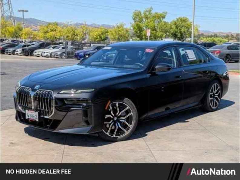 2025 BMW i7 50 - Photo 1