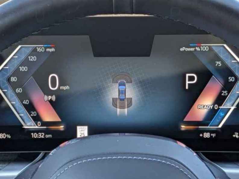 2025 BMW i7 50 - Photo 11