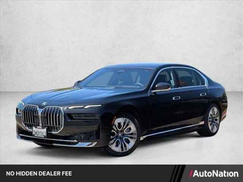 2025 BMW i7 50 - Photo 1