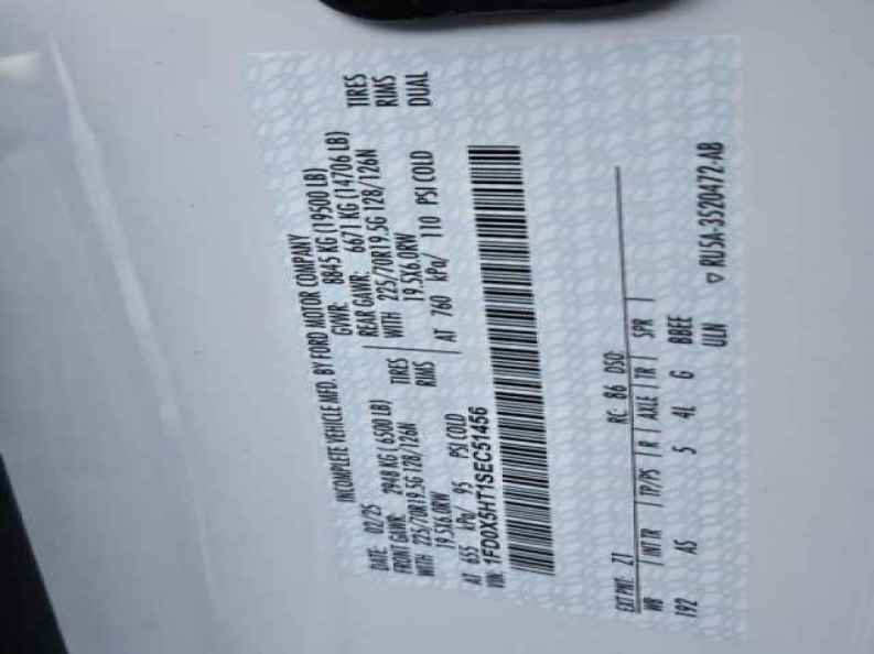 2025 Ford F-550 Super Duty Chassis Cab XL - Photo 16
