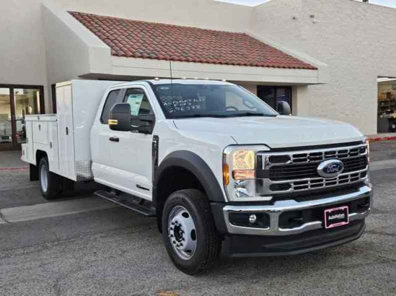 2025 Ford F-550 Super Duty Chassis Cab XL - Photo 6