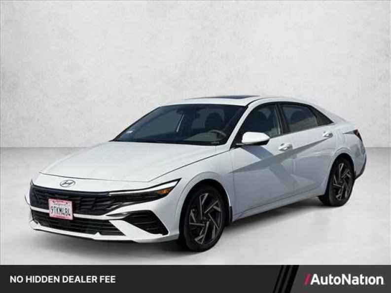 2025 Hyundai Elantra 2.0 SEL Convenience IVT's photo