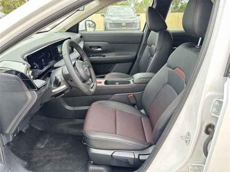 2025 Nissan Kicks SR AWD - Photo 20