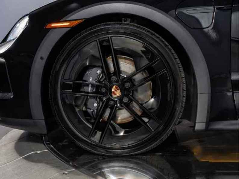 2025 Porsche Taycan Base - Photo 14