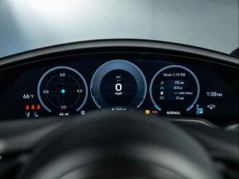 2025 Porsche Taycan Base - Photo 21