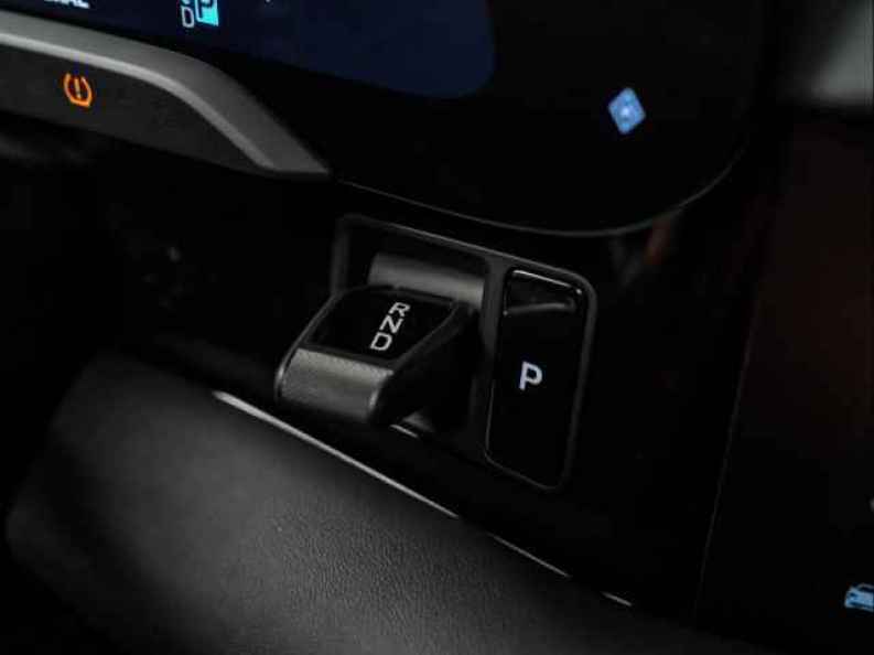 2025 Porsche Taycan Base - Photo 22