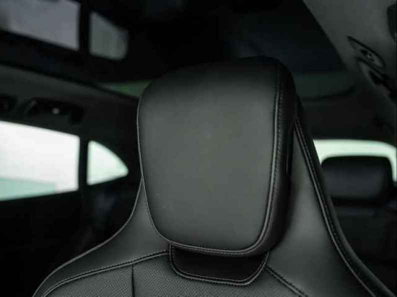 2025 Porsche Taycan Base - Photo 23