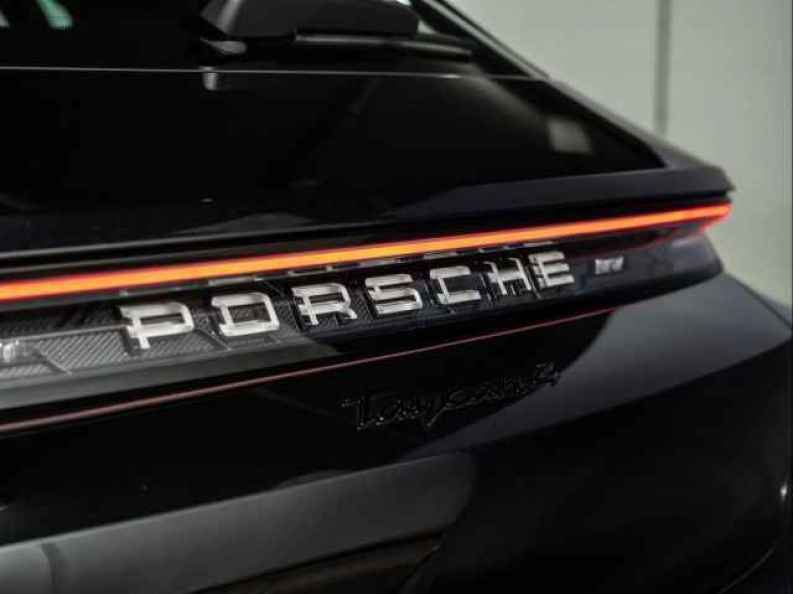 2025 Porsche Taycan Base - Photo 33