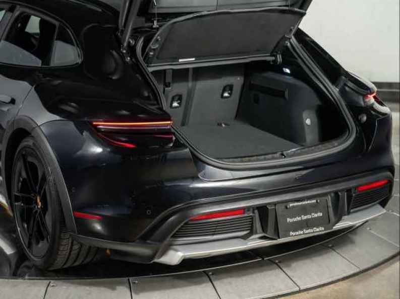 2025 Porsche Taycan Base - Photo 34