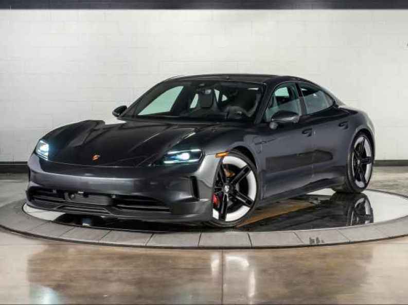 2025 Porsche Taycan S - Photo 1