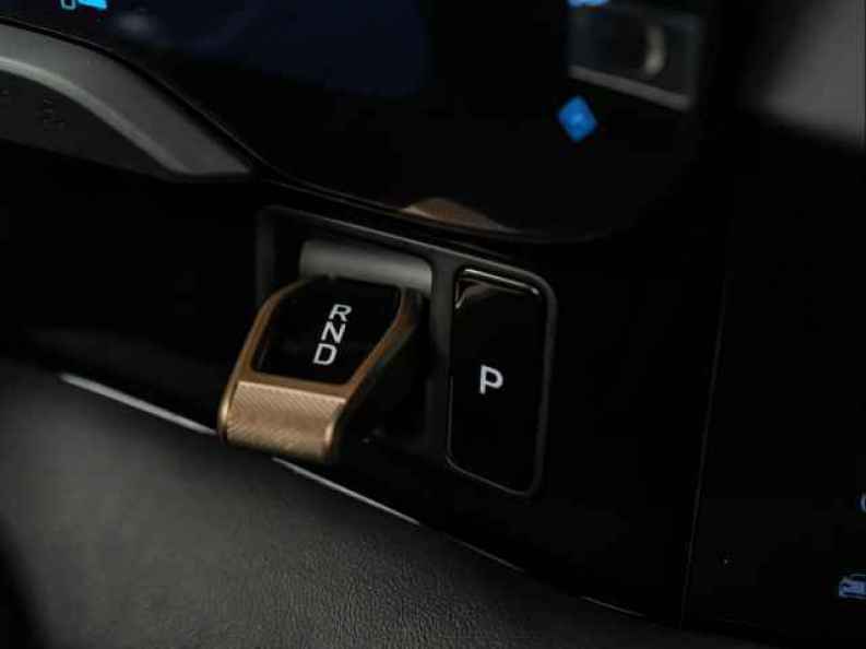 2025 Porsche Taycan S - Photo 21