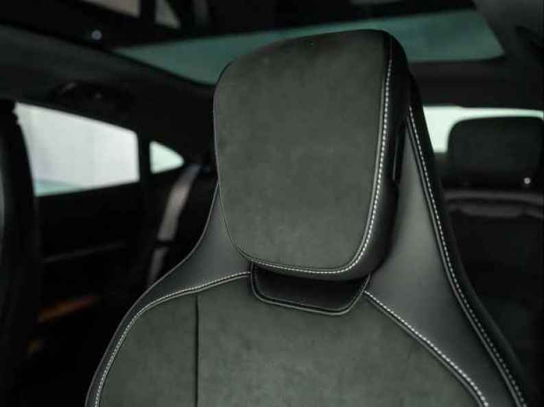 2025 Porsche Taycan S - Photo 23