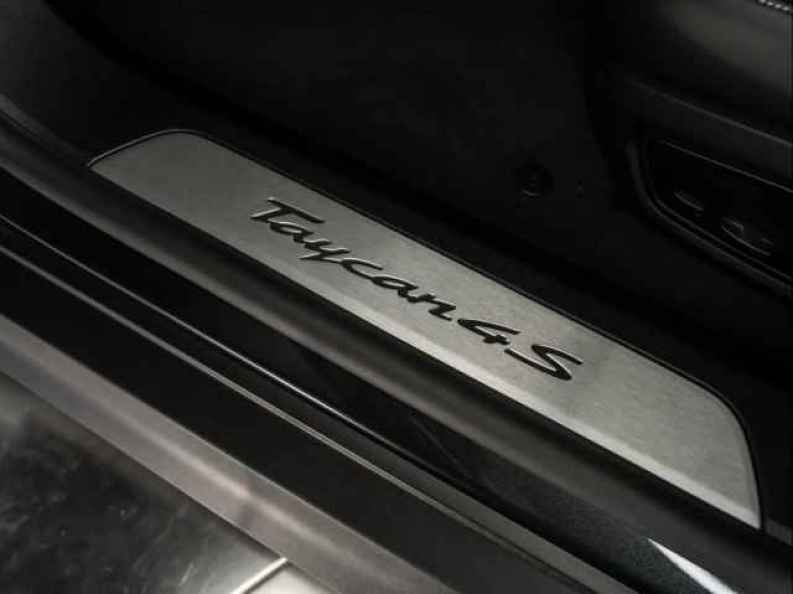 2025 Porsche Taycan S - Photo 26