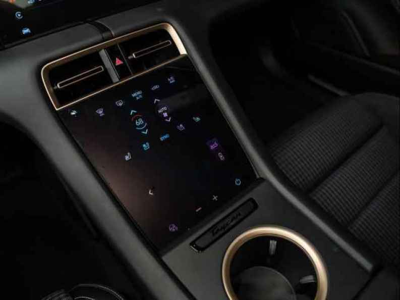 2025 Porsche Taycan S - Photo 27