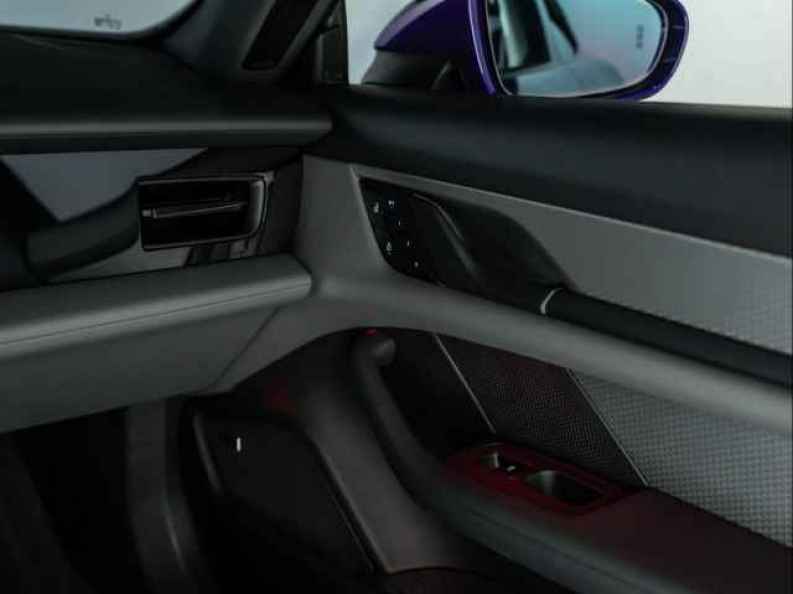 2025 Porsche Taycan Base - Photo 28