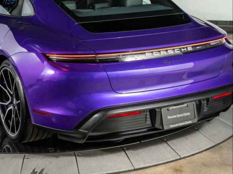 2025 Porsche Taycan Base - Photo 31