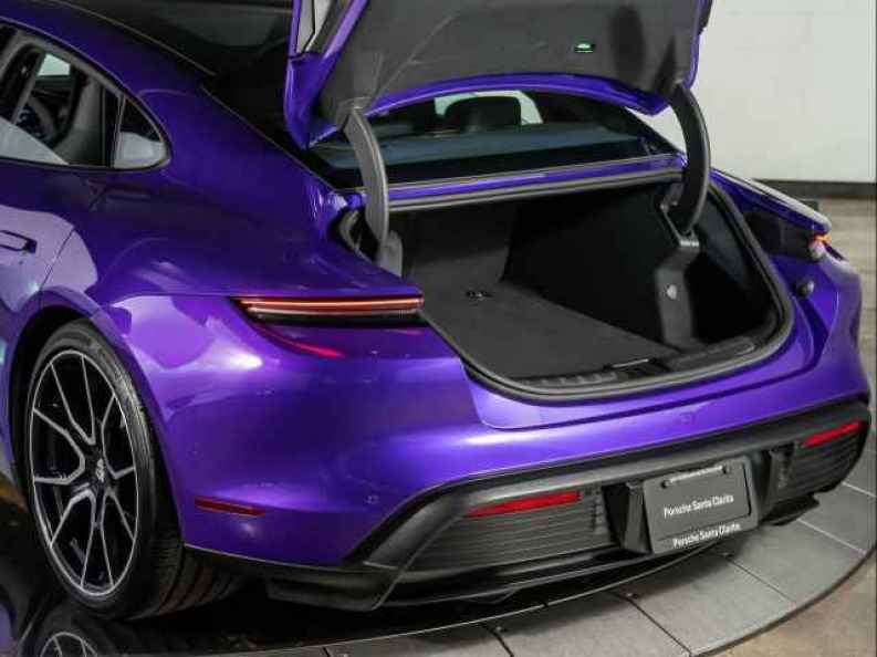 2025 Porsche Taycan Base - Photo 33