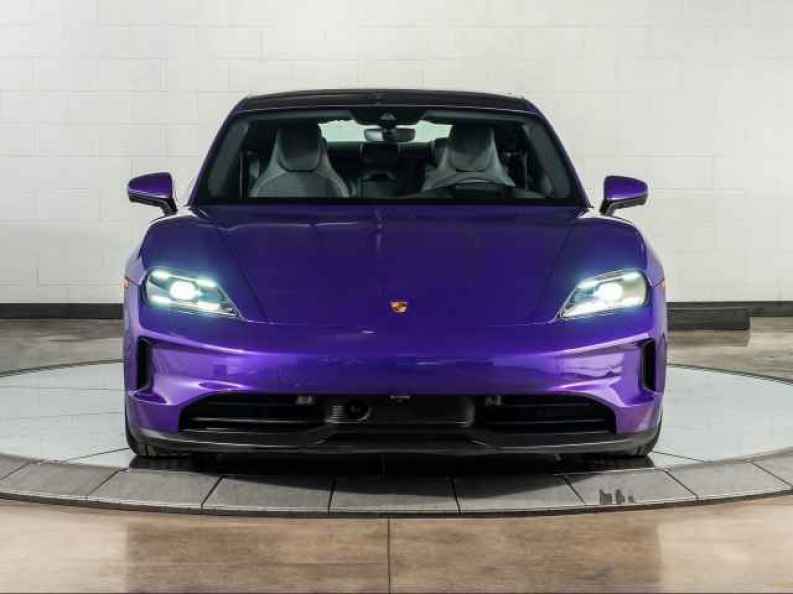 2025 Porsche Taycan Base - Photo 6