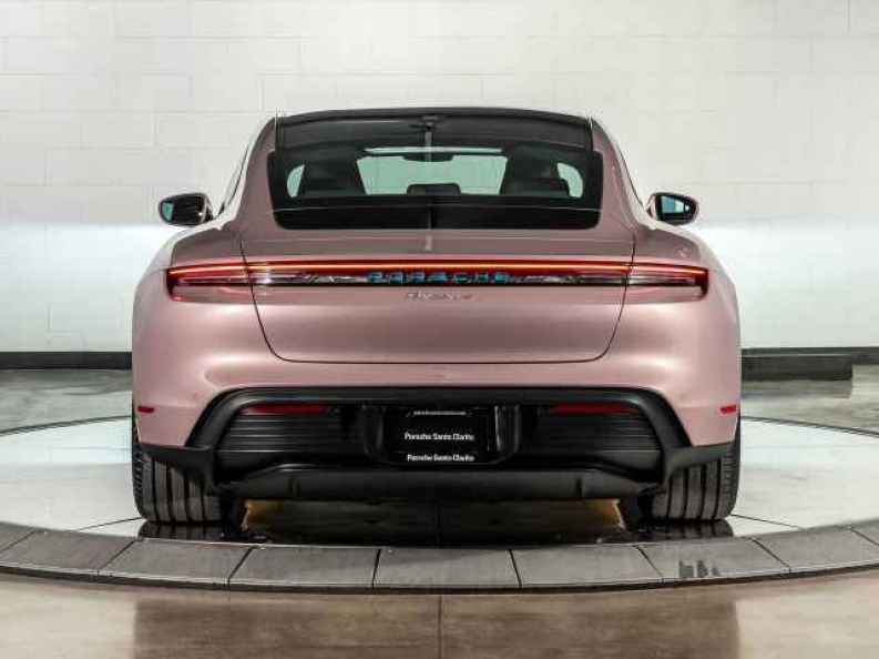 2025 Porsche Taycan Base - Photo 10