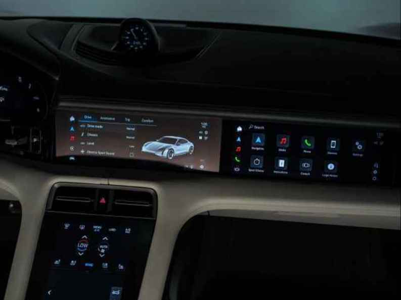 2025 Porsche Taycan Base - Photo 30