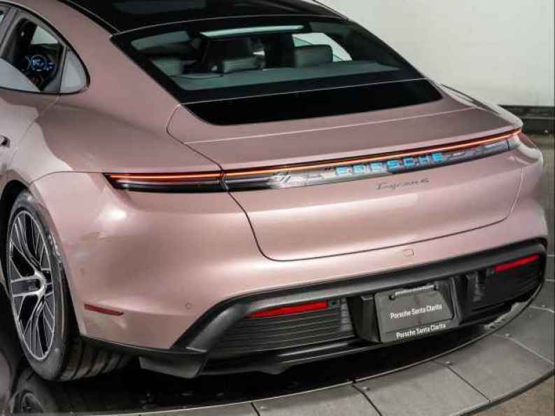 2025 Porsche Taycan Base - Photo 32