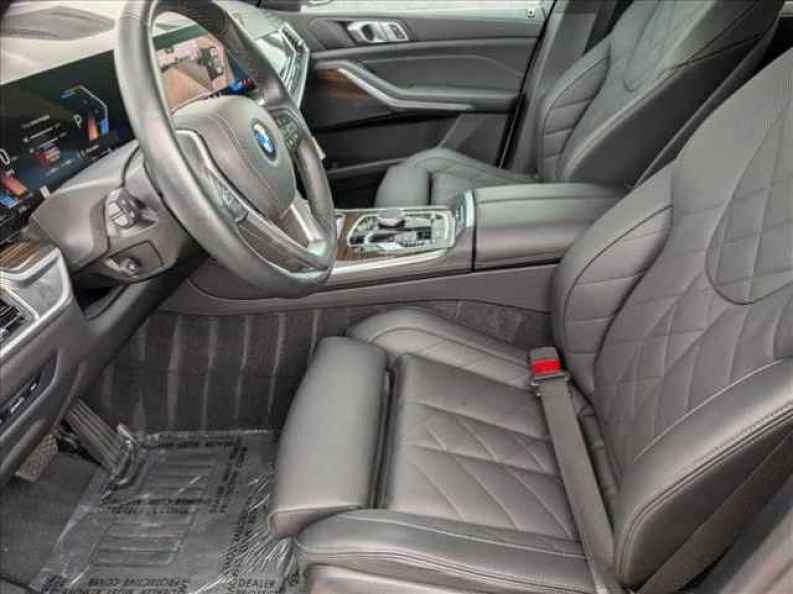 2026 BMW X5 50e - Photo 17