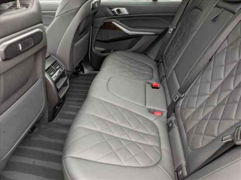2026 BMW X5 50e - Photo 21
