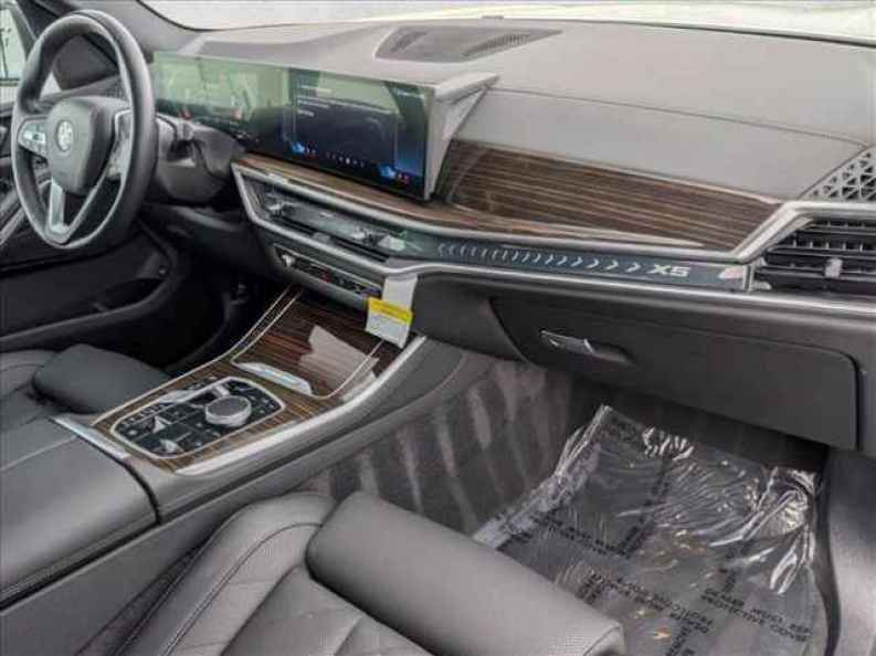 2026 BMW X5 50e - Photo 24