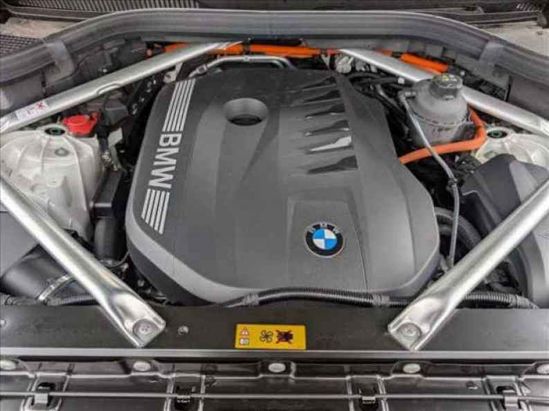2026 BMW X5 50e - Photo 25