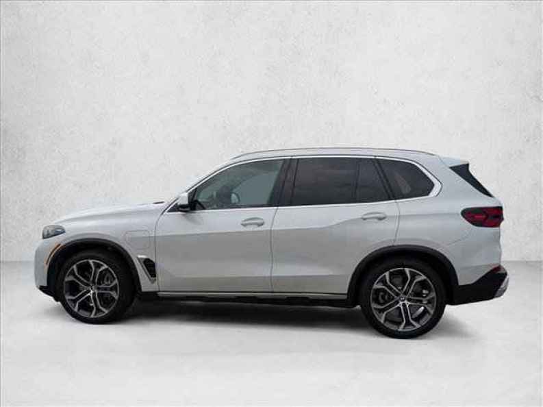 2026 BMW X5 50e - Photo 9