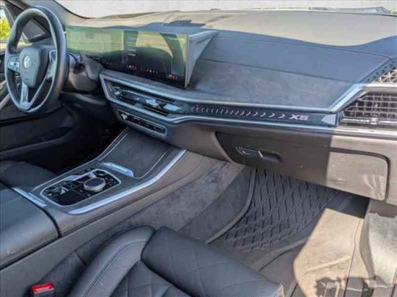 2026 BMW X5 40i - Photo 24