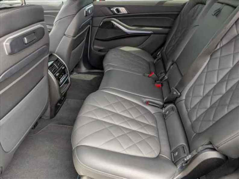 2026 BMW X7 40i - Photo 20