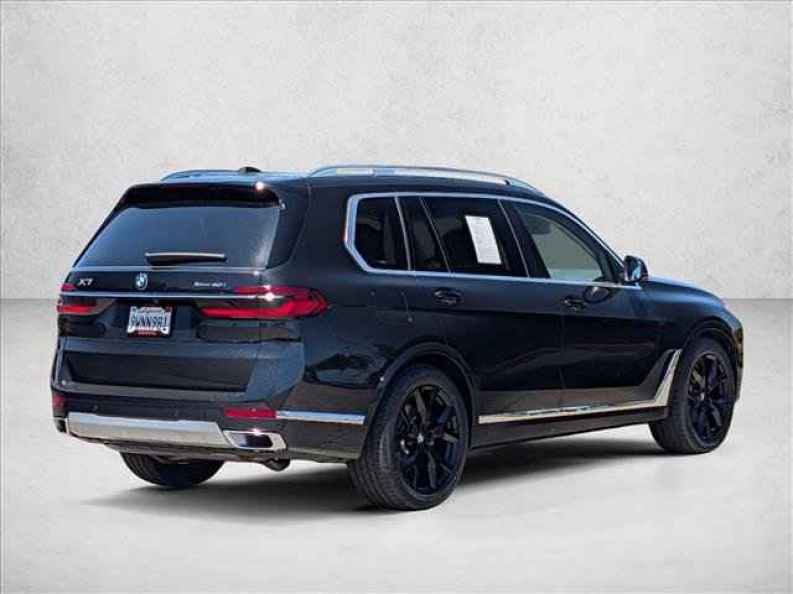 2026 BMW X7 40i - Photo 5