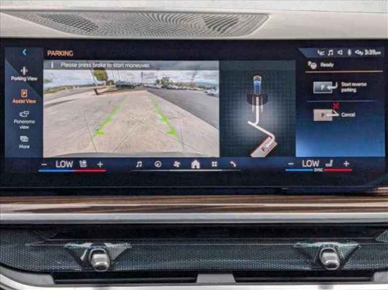 2026 BMW X7 40i - Photo 14