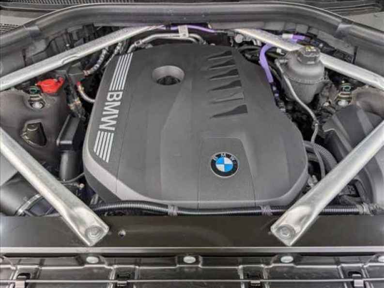 2026 BMW X7 40i - Photo 26