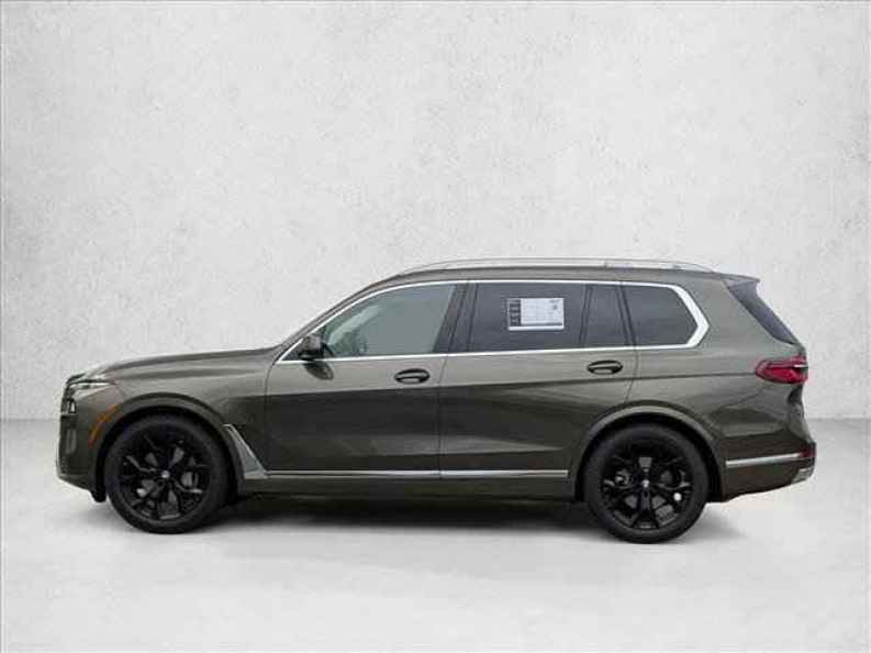 2026 BMW X7 40i - Photo 9