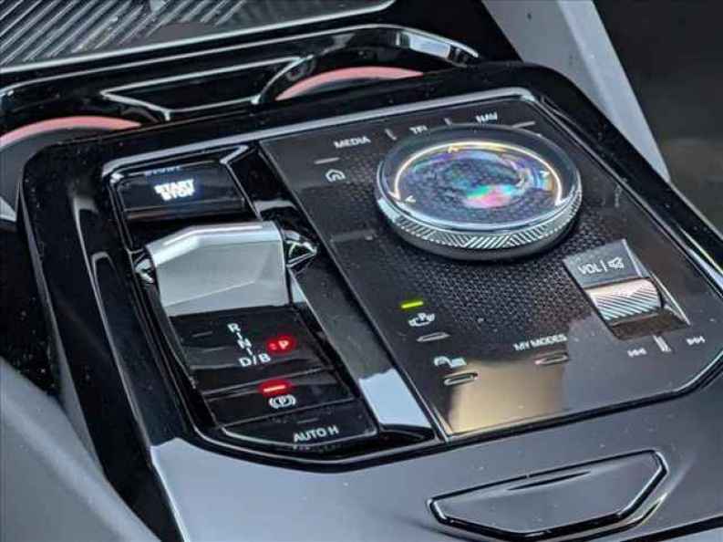 2026 BMW i5 40 - Photo 11