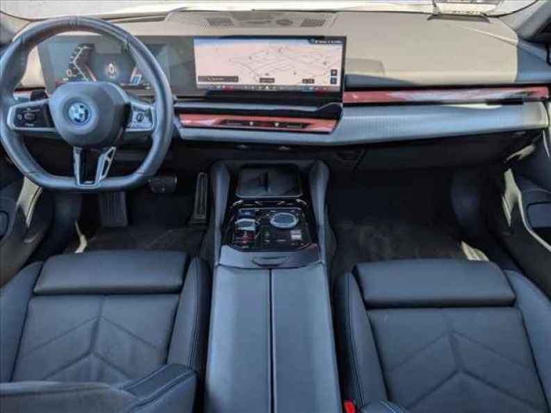 2026 BMW i5 40 - Photo 19