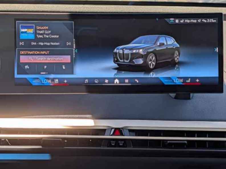 2026 BMW iX 60 - Photo 15