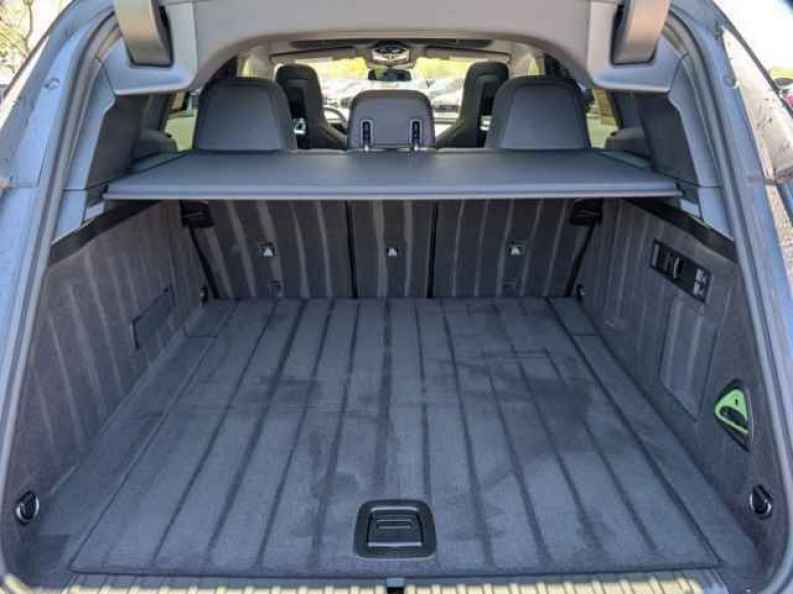 2026 BMW iX 60 - Photo 6