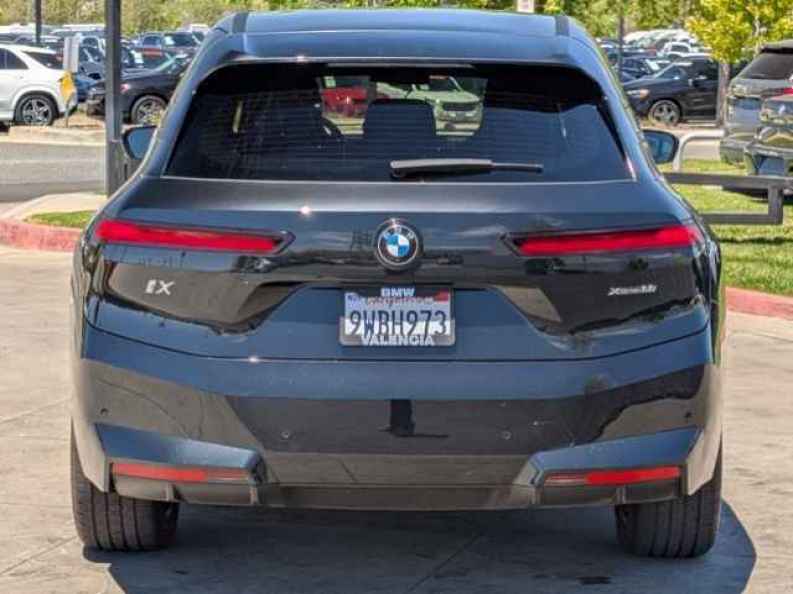 2026 BMW iX 60 - Photo 7