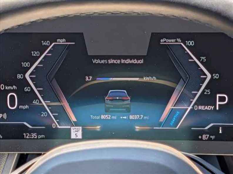 2026 BMW iX 60 - Photo 11