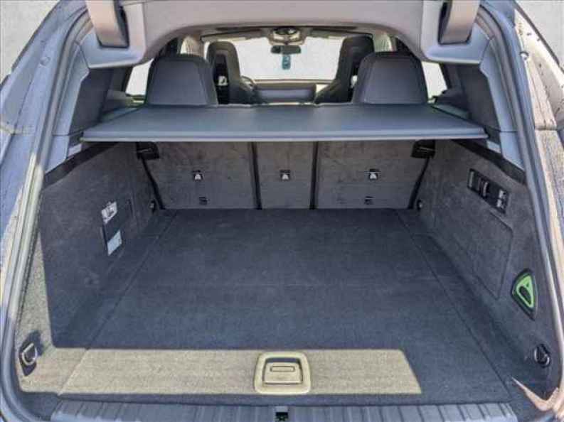 2026 BMW iX 60 - Photo 6