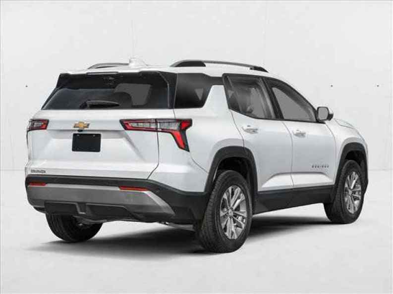 2026 Chevrolet Equinox LT - Photo 2