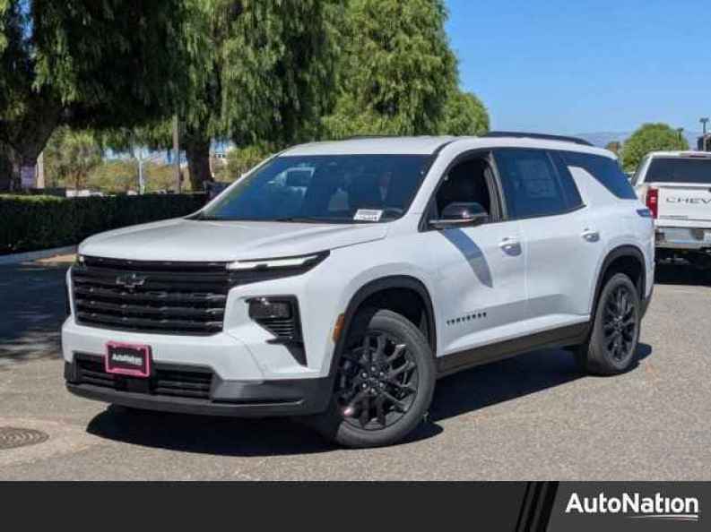2026 Chevrolet Traverse FWD LT's photo