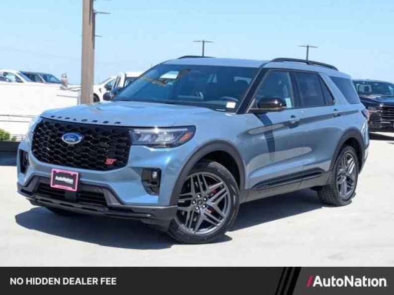 2026 Ford Explorer ST 4WD's photo