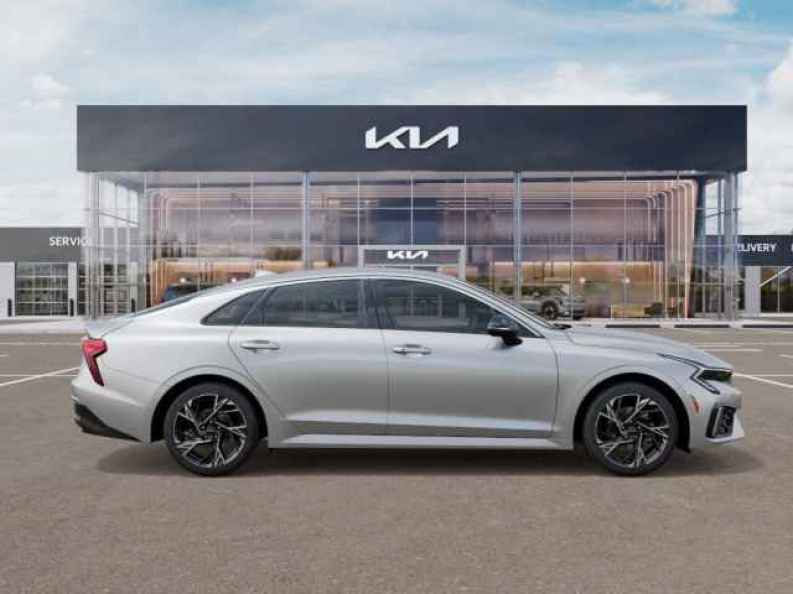2026 Kia K5 GT-Line - Photo 8
