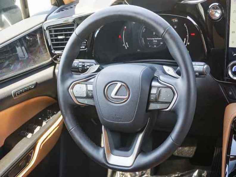 2026 Lexus NX 350h Premium - Photo 26