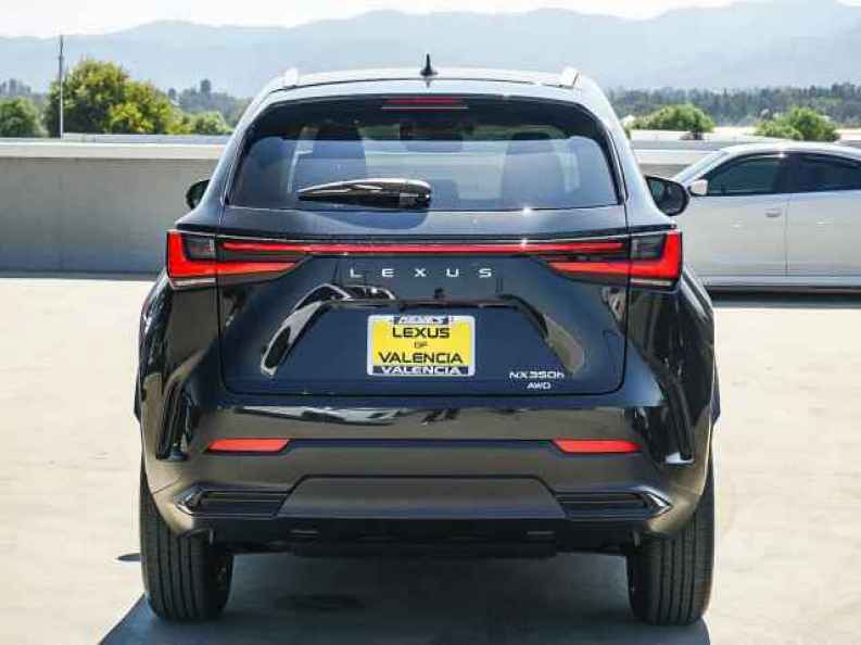 2026 Lexus NX 350h Premium - Photo 5